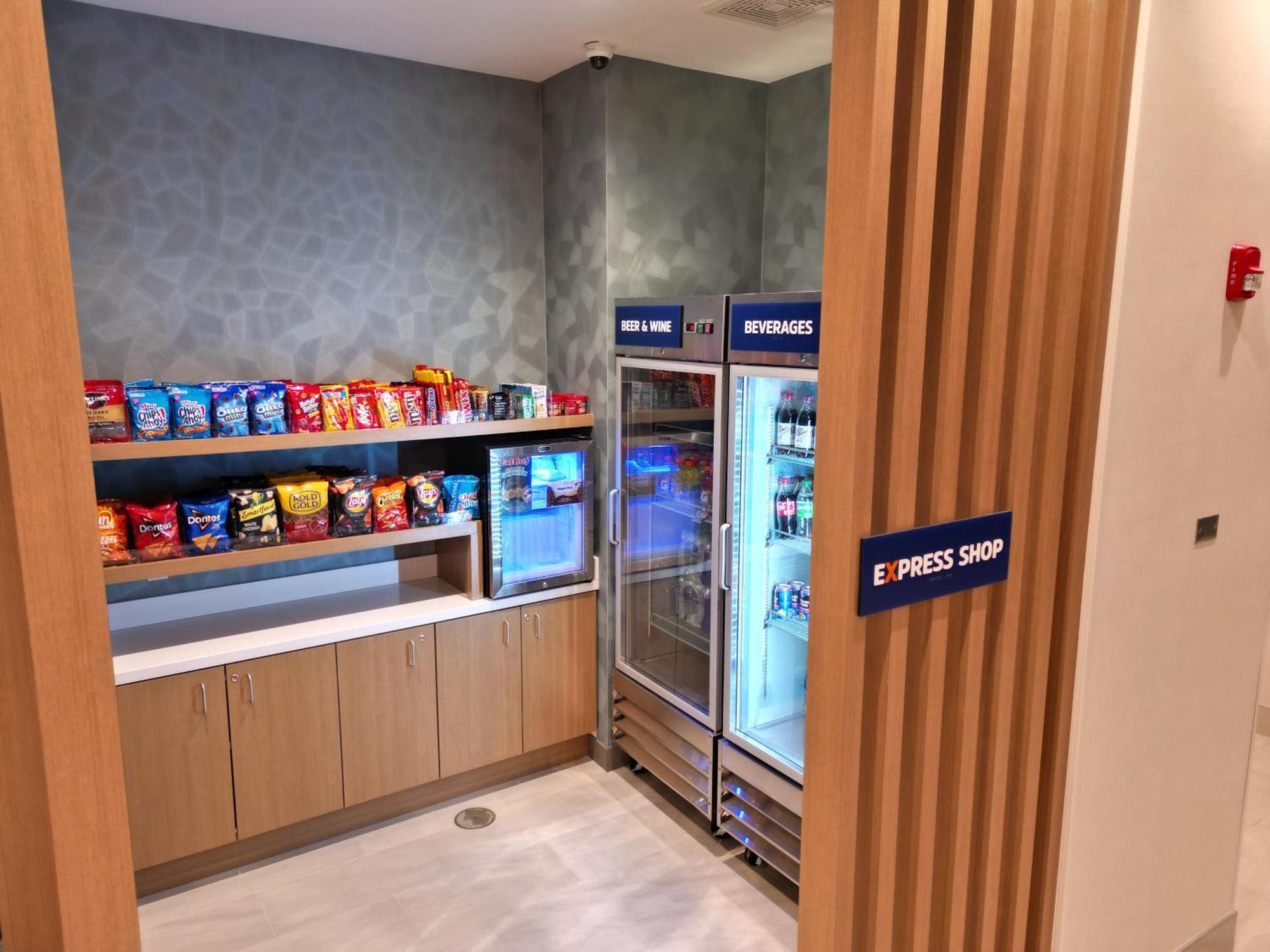 Holiday Inn Express & Suites Chicago Schaumburg By Ihg Buitenkant foto