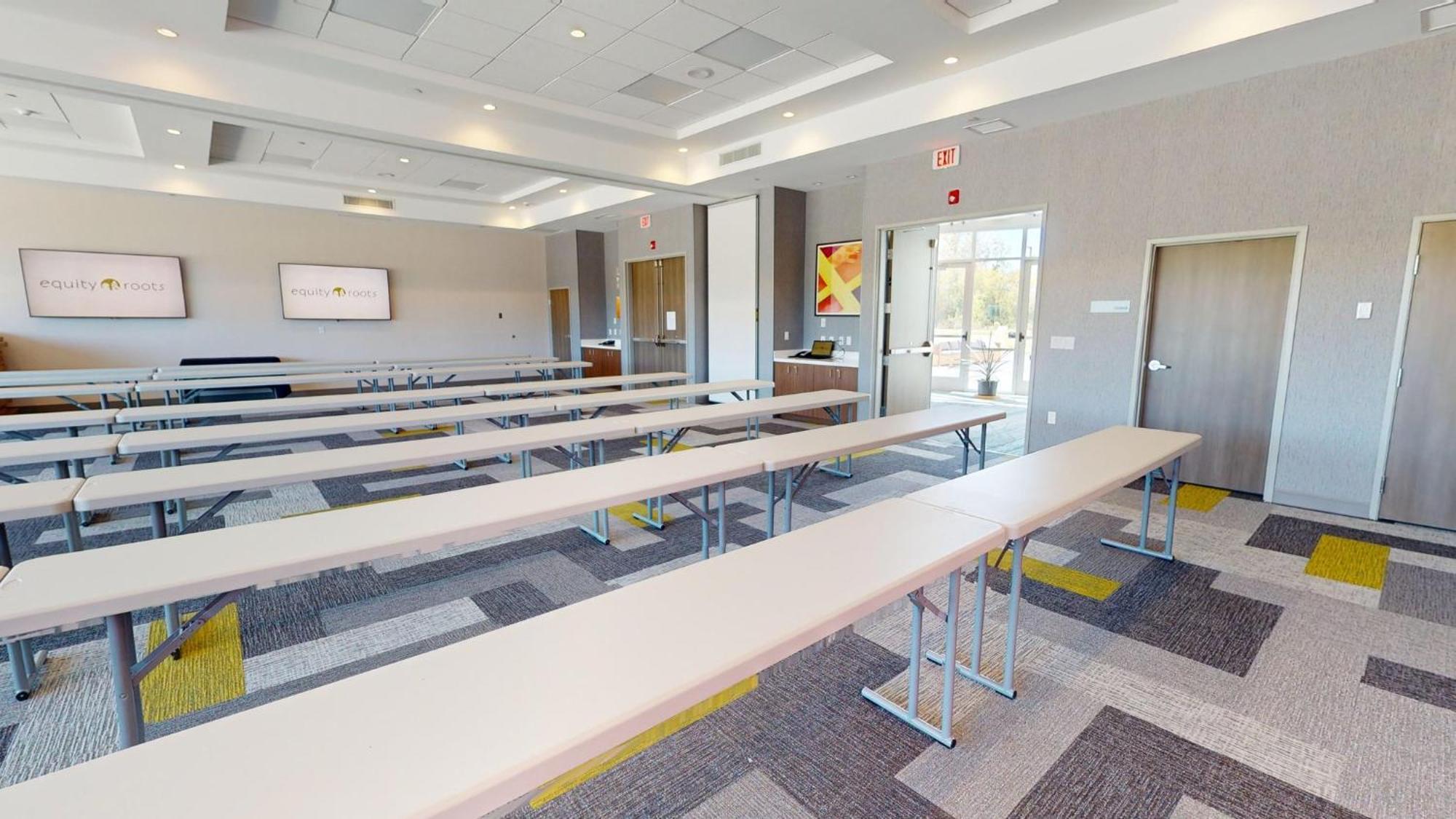 Holiday Inn Express & Suites Chicago Schaumburg By Ihg Buitenkant foto