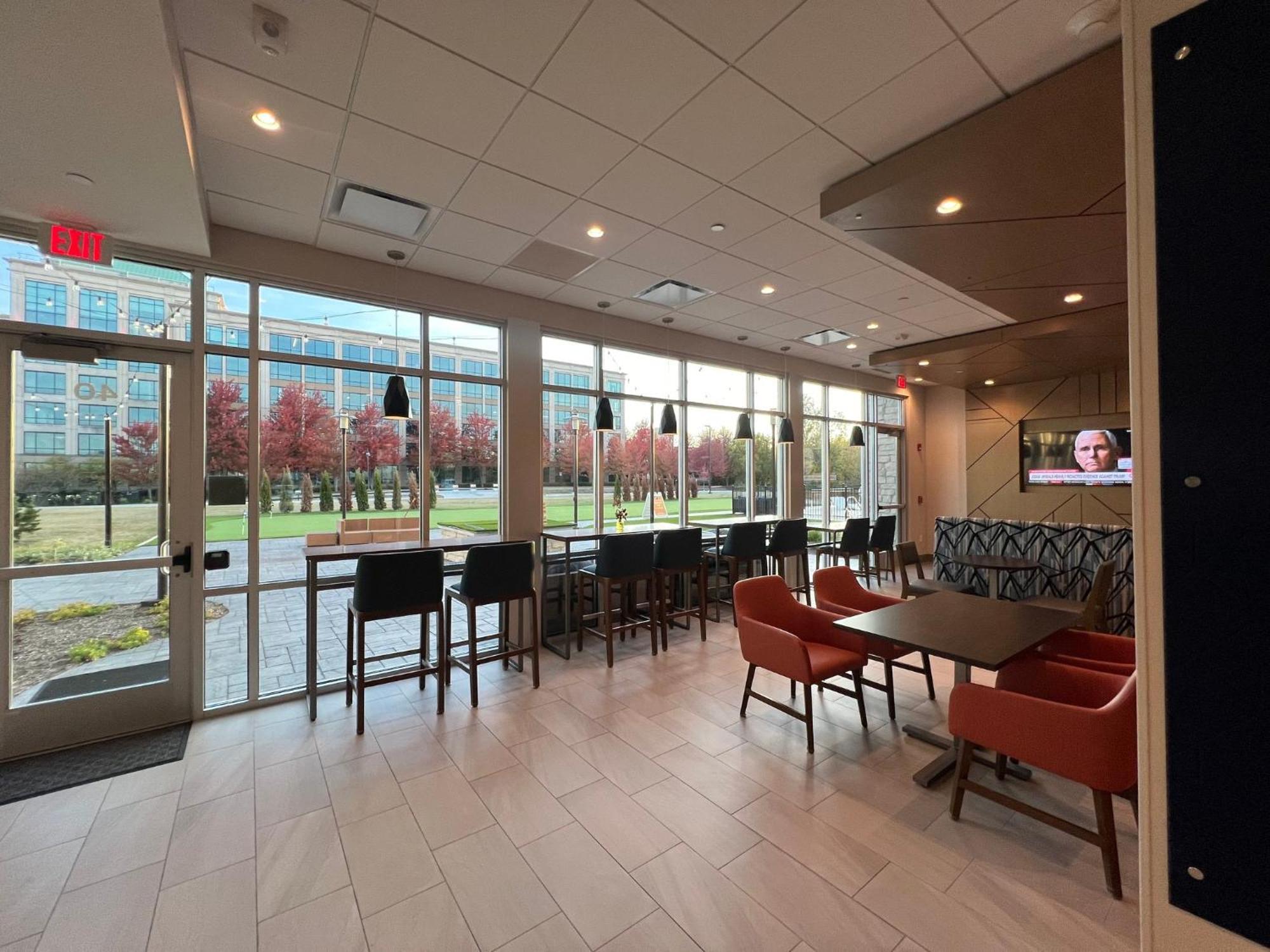 Holiday Inn Express & Suites Chicago Schaumburg By Ihg Buitenkant foto