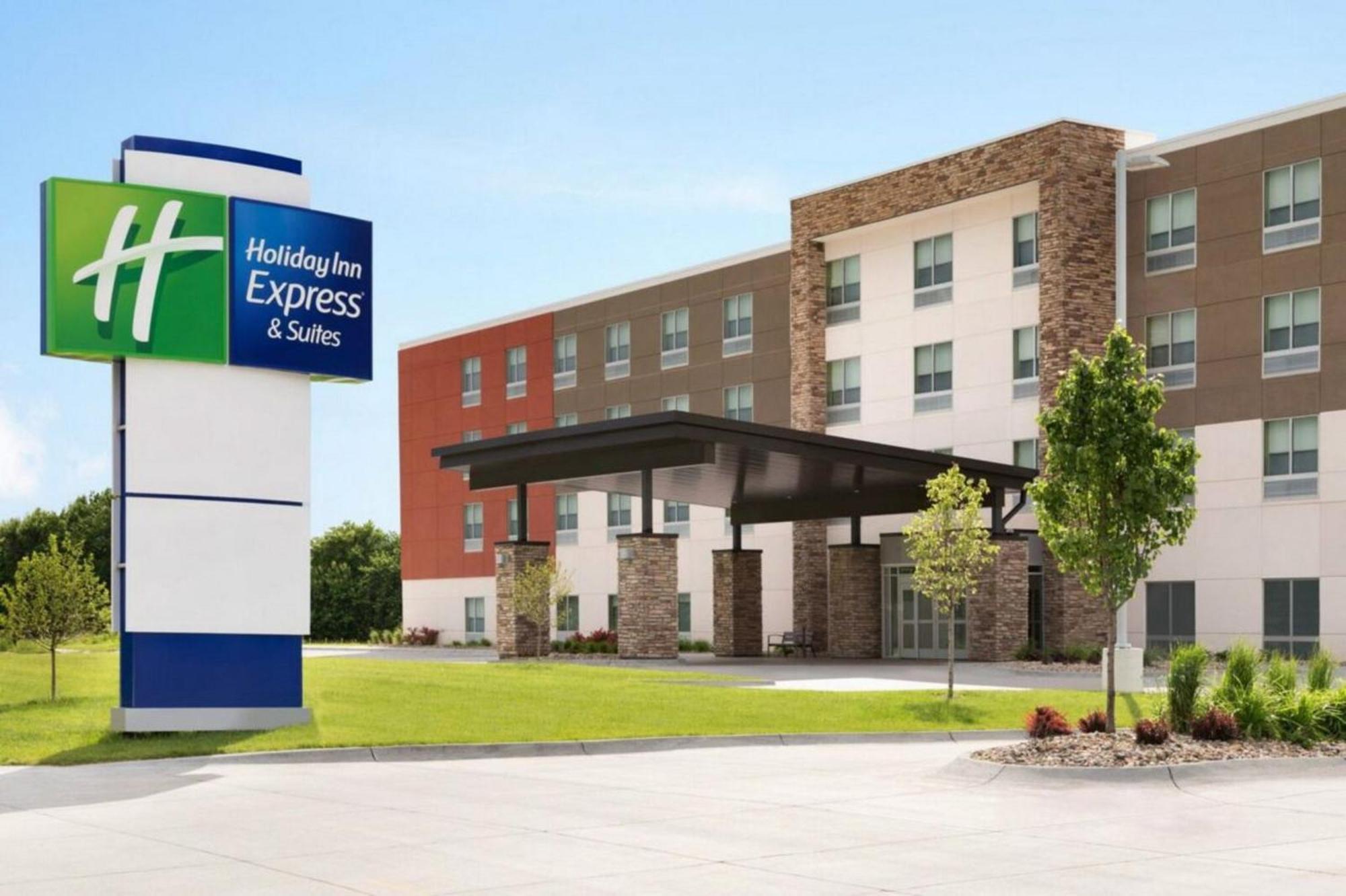Holiday Inn Express & Suites Chicago Schaumburg By Ihg Buitenkant foto